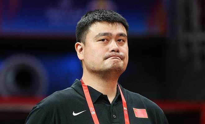 瑞士造点前疑似越位未给划线图，FIFA称为技术故障且并不越位